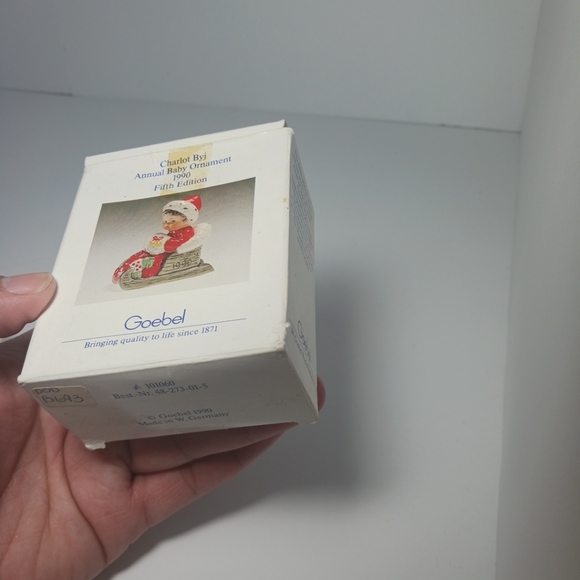 Vintage Goebel 1990 Annual Baby Santa On Sleigh Ornament #273 W. Germany - Picture 6 of 11